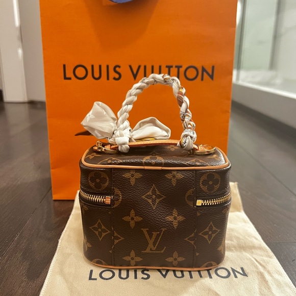 ****SOLD** Louis Vuitton Nano Nice Toiletry Bag with Strap - Picture 2 of 5